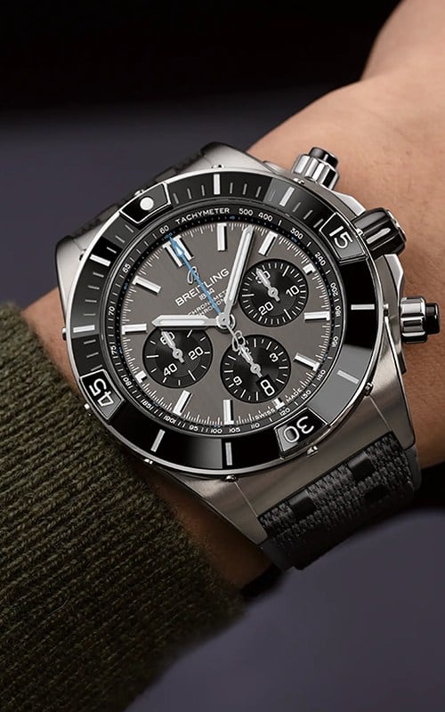 Breitling EB0136251M1S1 Super Chronomat Erkek Kol Saati