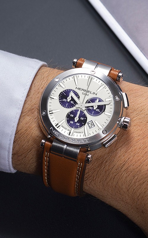 Michel Herbelin 37688A42GD Newport Watches