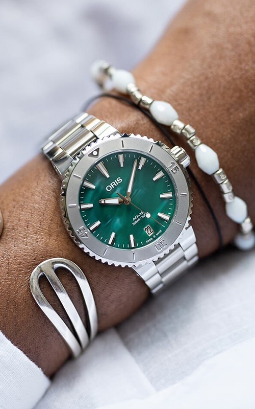 Oris 01 733 7770 4137 07 8 18 05P Aquis Watches