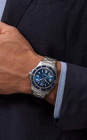 Breitling A17367D81C1A1 Superocean Erkek Kol Saati