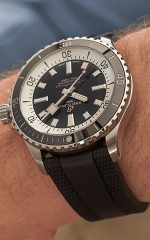 Breitling A17375211B1S1 Superocean Erkek Kol Saati