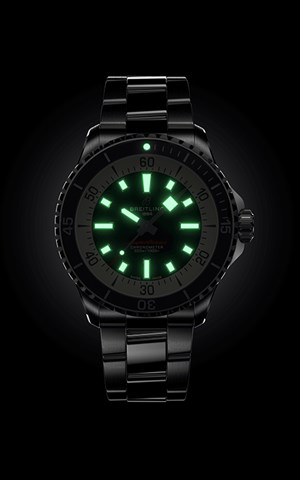 Breitling A17375E71C1A1 Superocean Erkek Kol Saati
