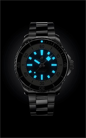 Breitling A17376211C1A1 Superocean Erkek Kol Saati