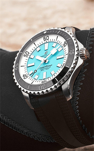 Breitling A17376211L2S1 Superocean Erkek Kol Saati