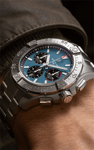 Breitling AB0147101C1A1 Avenger Erkek Kol Saati