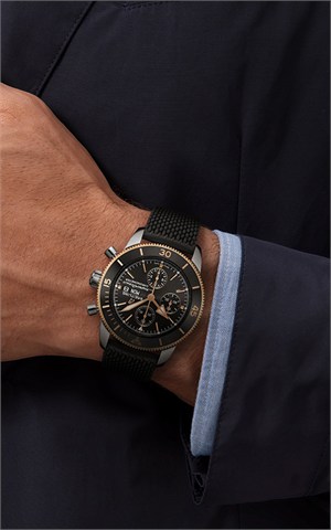 Breitling U13313121B1S1 Superocean Erkek Kol Saati