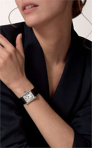 Cartier Tank Must