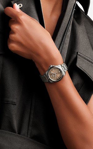 Longines L3.430.4.62.6 Conquest Classic Kadın Kol Saati