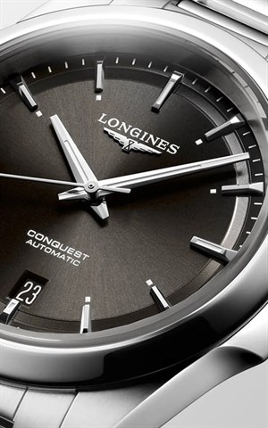 Longines L3.720.4.52.6 Conquest Classic Erkek Kol Saati