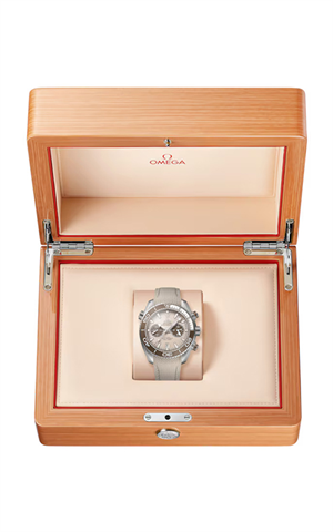 Omega 215.32.46.51.09.001 Planet Ocean Erkek Kol Saati