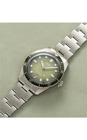 Oris 01 733 7707 4057-07 8 20 18 Diver Sixty-Five Erkek Kol Saati