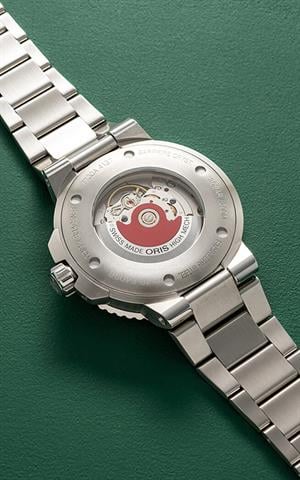 Oris 01 733 7730 4137 07 8 24 05PEB Aquis Erkek Kol Saati