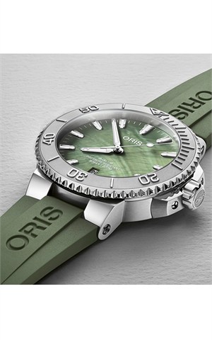 Oris 01 733 7766 4187 Aquis Watches