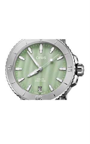 Oris 01 733 7770 4157 07 8 18 05P Aquis Watches