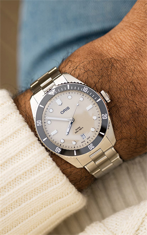 Oris 01 733 7795 4051-Set Diver Erkek Kol Saati
