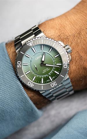 Oris 743.7734.41.97 Set Aquis Erkek Kol Saati