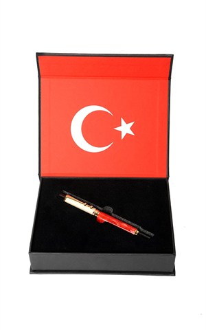 Piguet PGTAURUSTR Classic Fountain Pen Pens