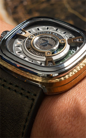 Sevenfriday SF-M2-05 Sport Erkek Kol Saati