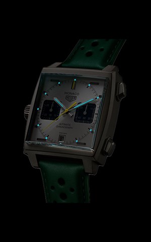 Tag Heuer CAW218E.FC6565 Monaco Chronograph Racing Erkek Kol Saati