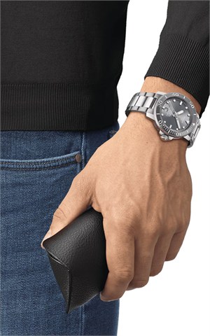 Tissot T1204071108101 Seastar 1000 Powermatic Watches