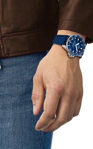 Tissot T1209071704100 Seastar 2000 Erkek Kol Saati