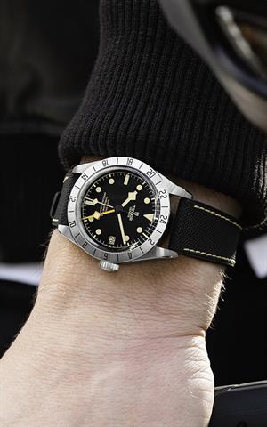 Tudor -M79470-0003- Kol Saati