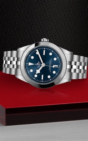 Tudor M79660-0002 Black Bay Erkek Kol Saati