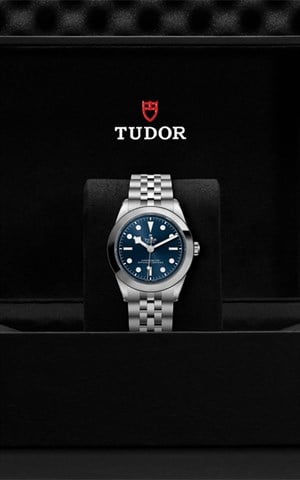 Tudor M79660-0002 Black Bay Erkek Kol Saati
