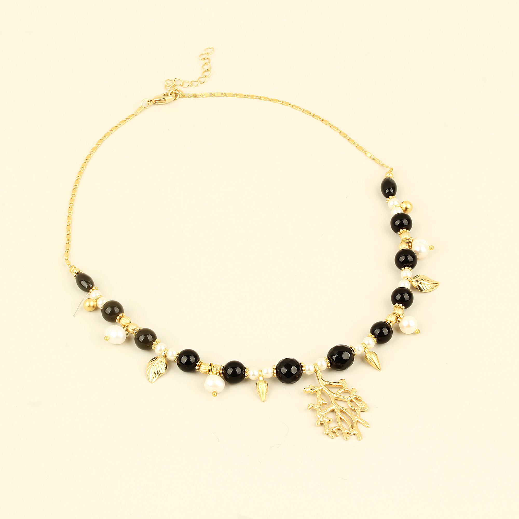 Black Natural Stones Pearl Detailed Coral Necklace