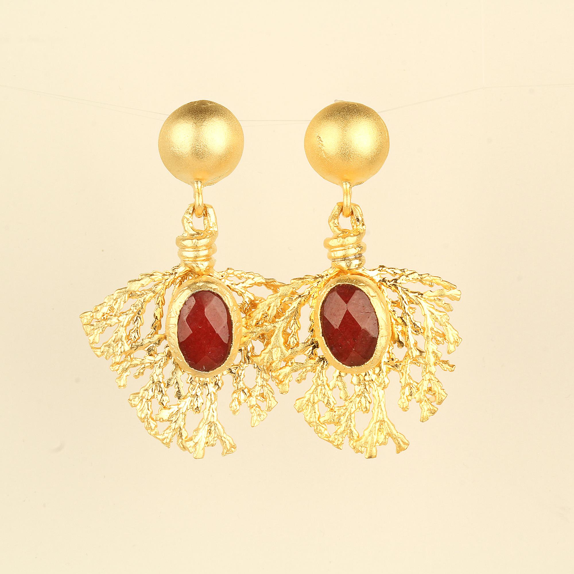 Bush Dangled Red Natural Stone Earrings
