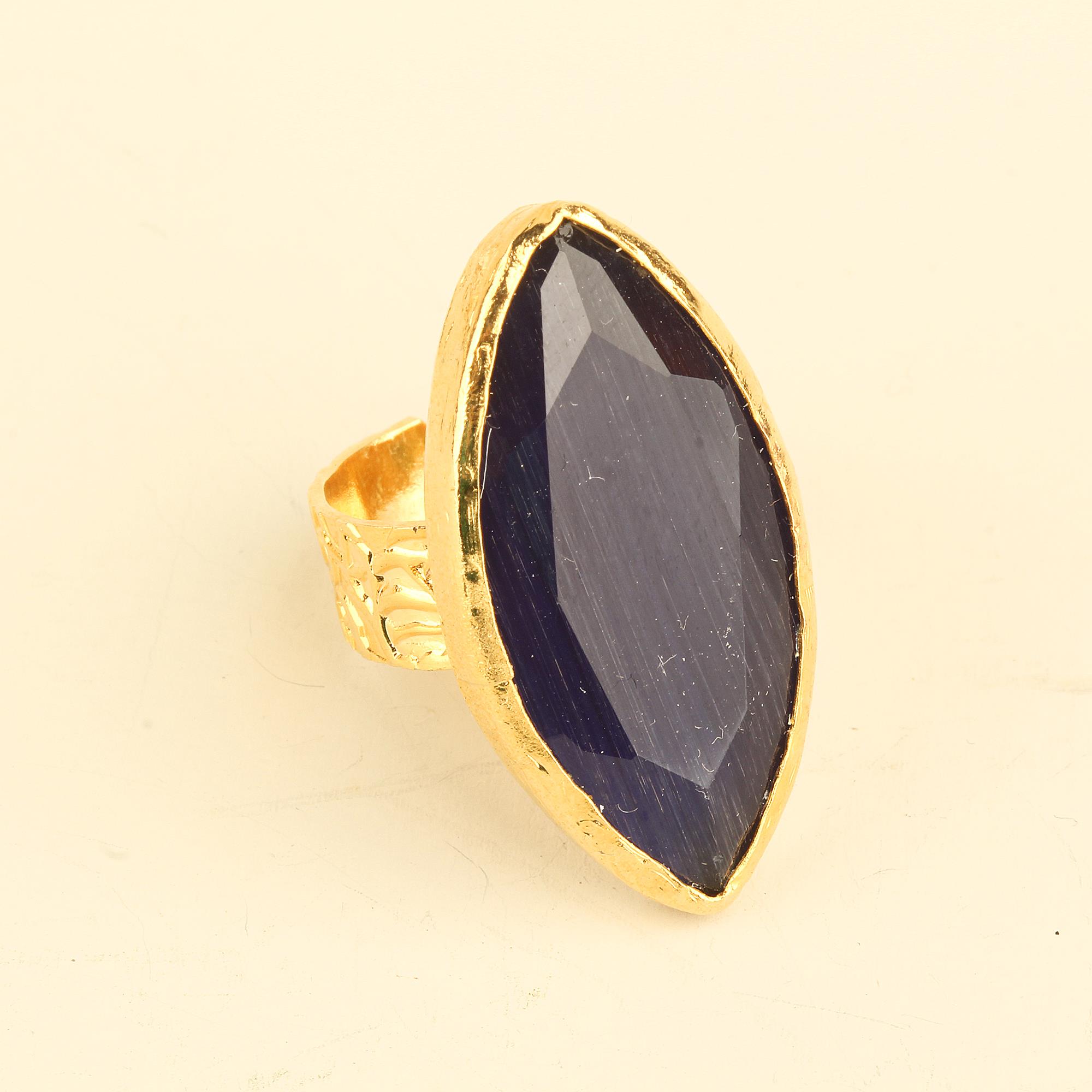 Cat Eye Oval Mono Ring