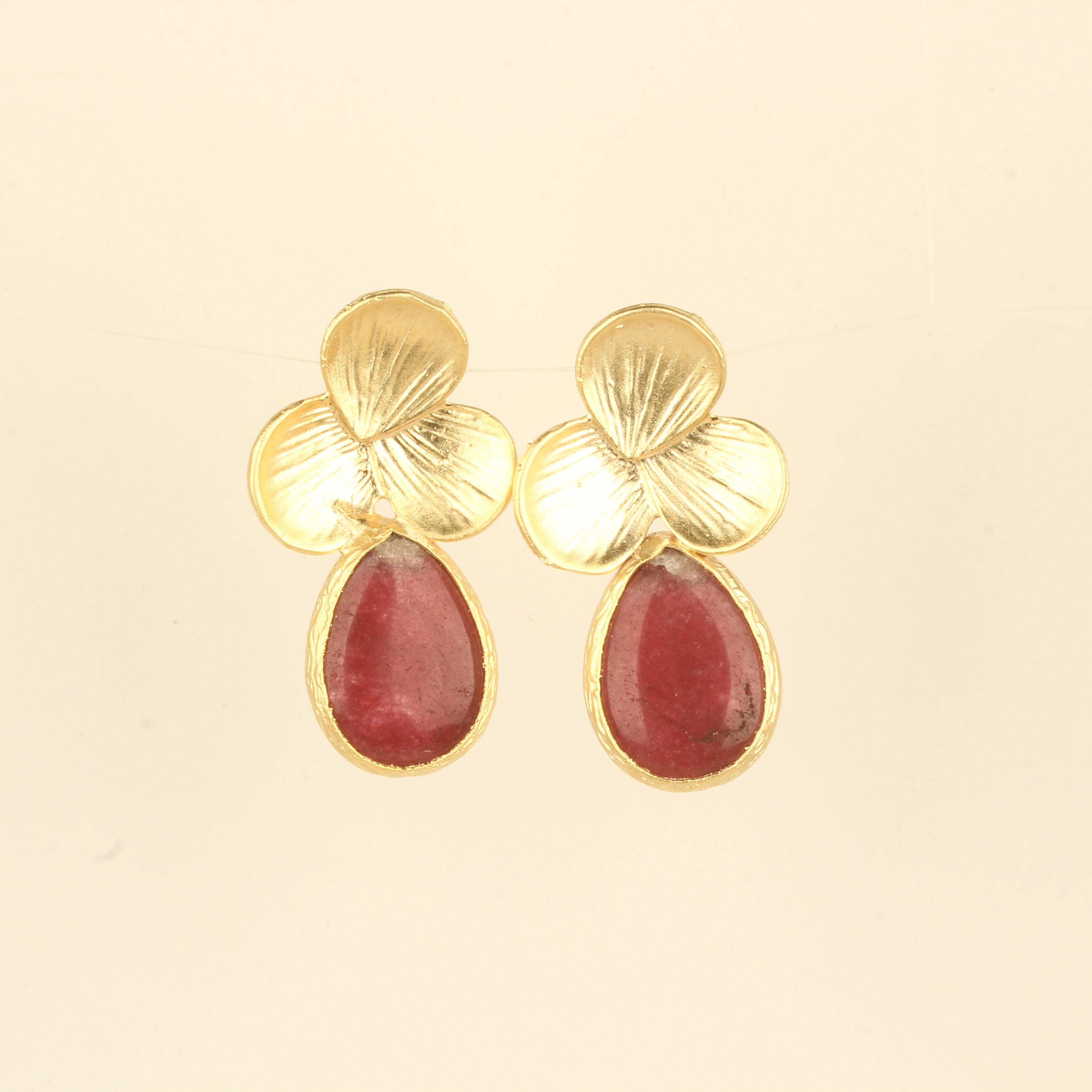 Daisy Red Natural Stone Earrings