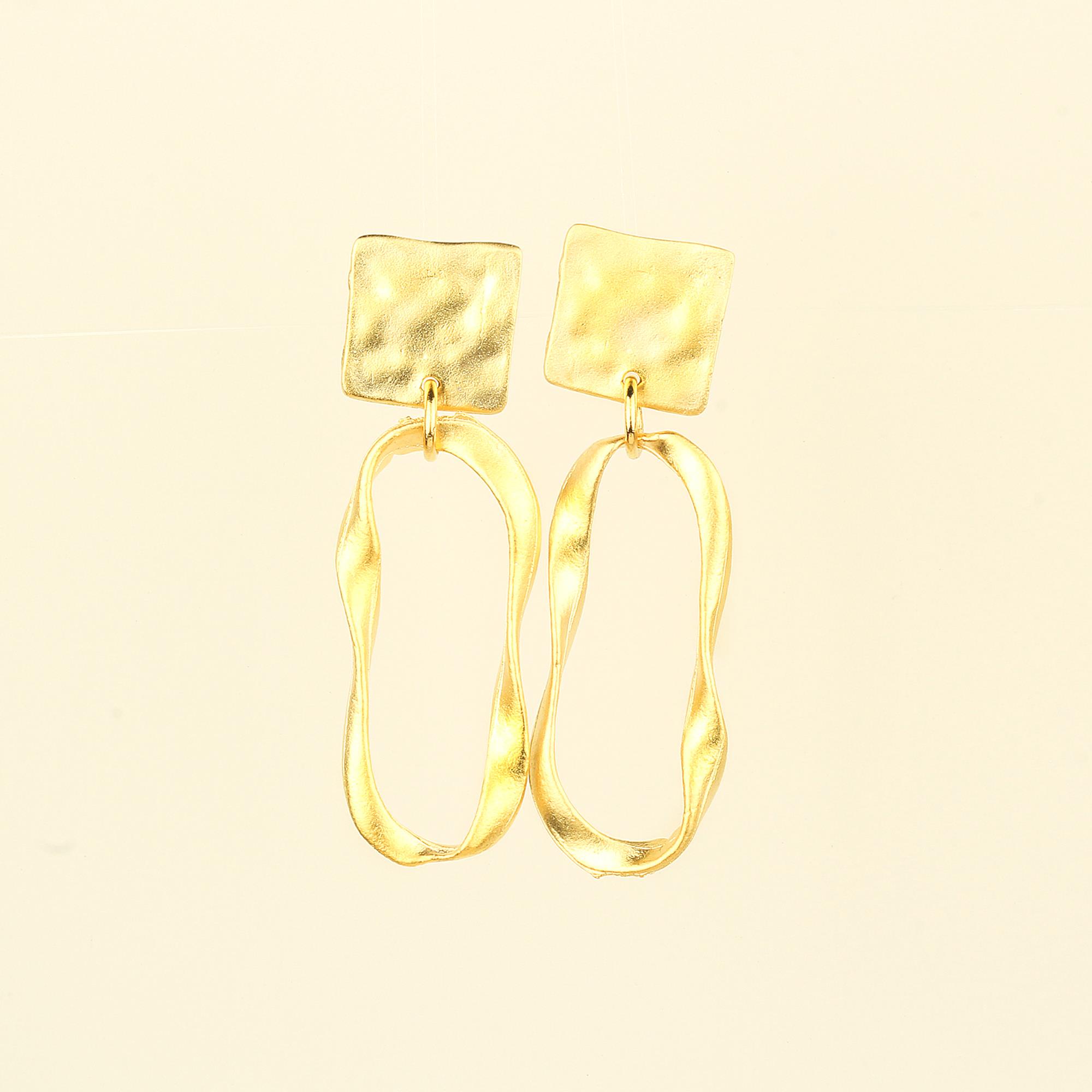 Deformed Hoop Square Earrings