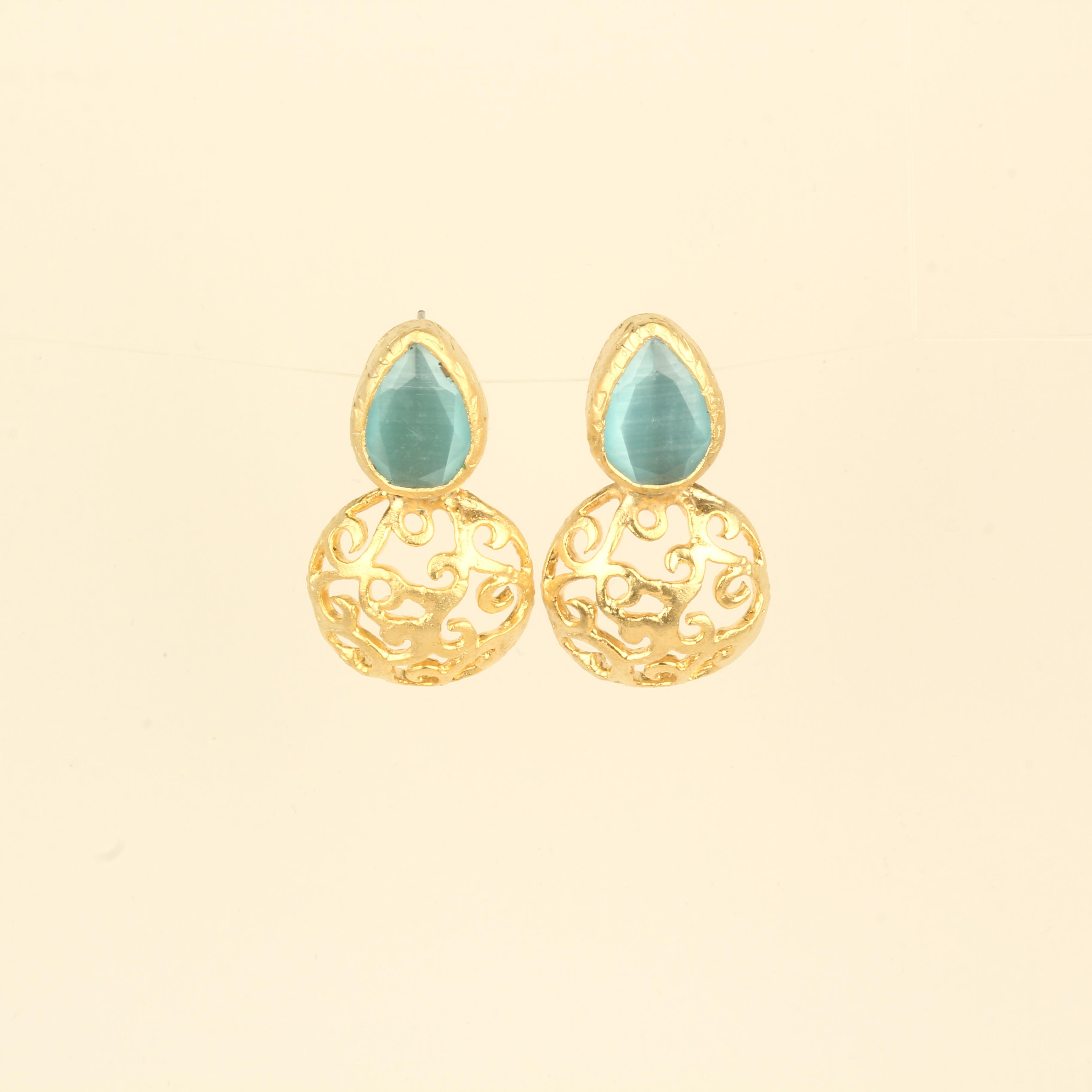 Ethnic Pattern Blue Cat Eye Stone Earrings