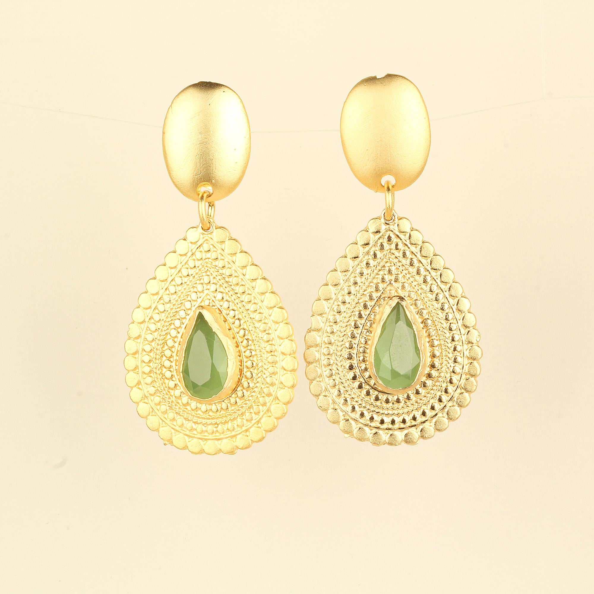 Ethnic Pattern Green Cat Eye Stone Earrings