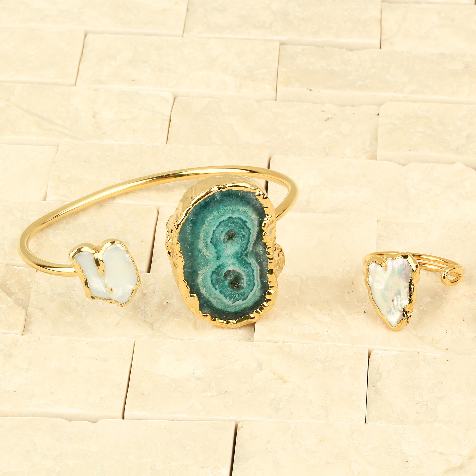 Green Natural Stone Cuff With Pearl Ring