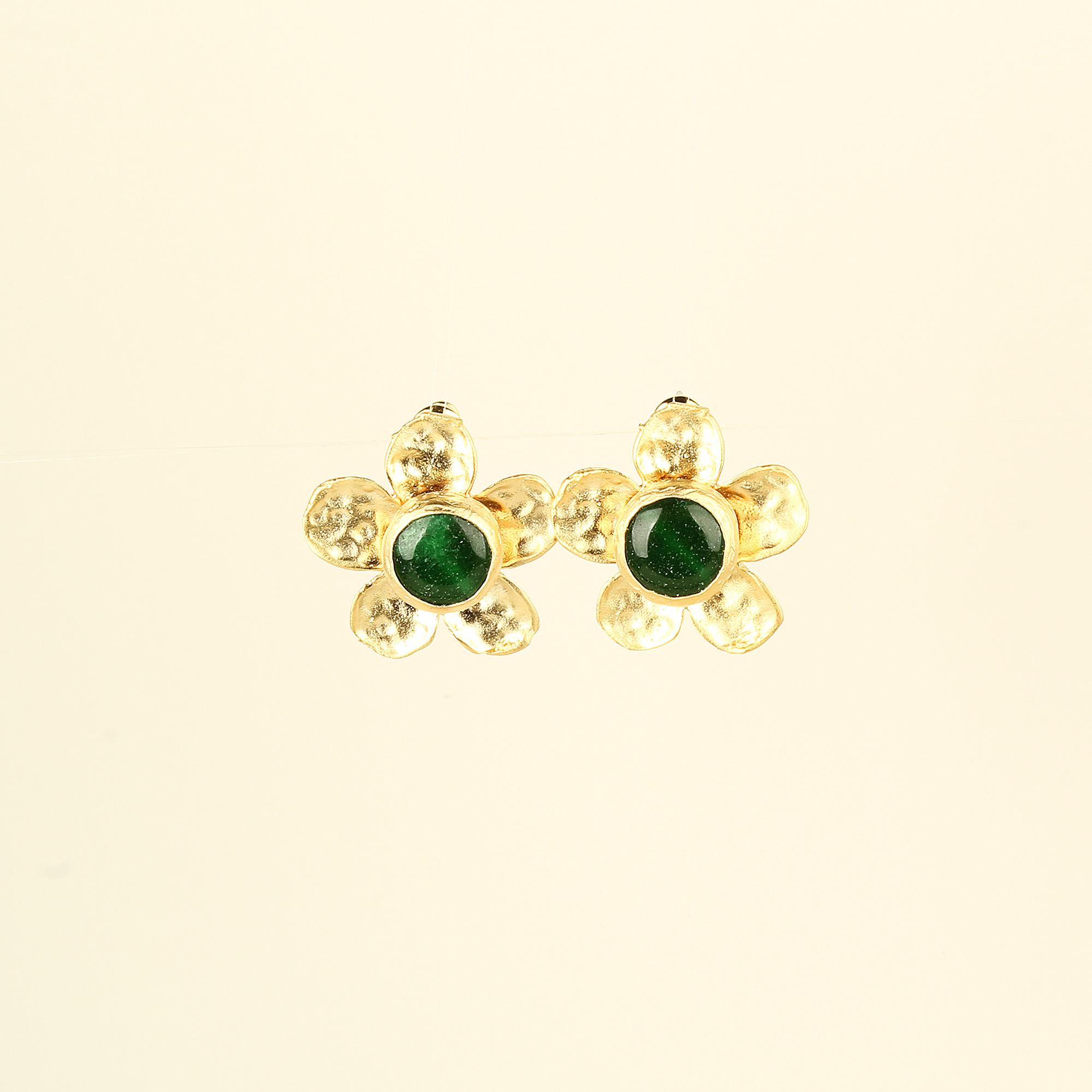 Green Natural Stone Daisy Earrings