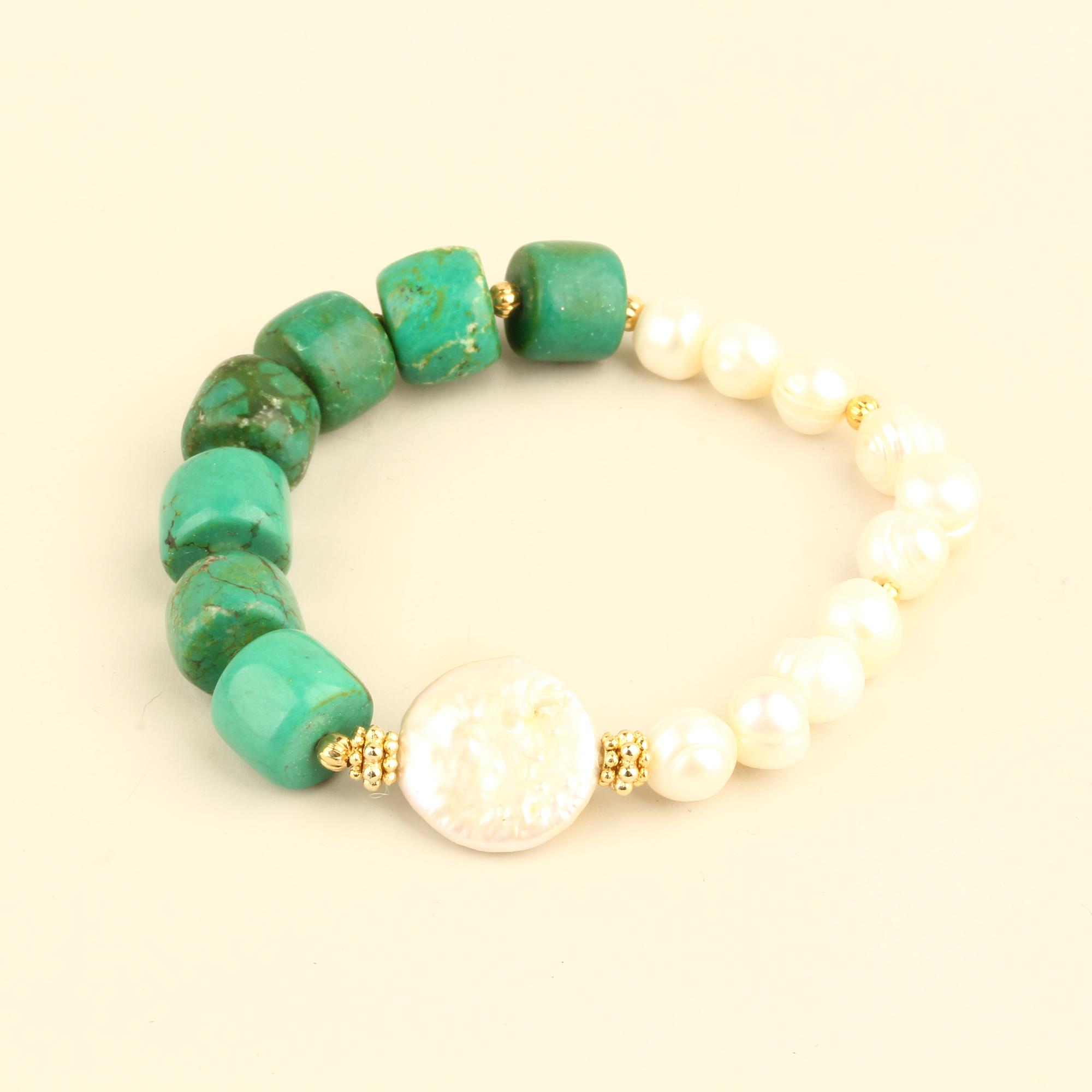Howlite and Pearl Bracelet