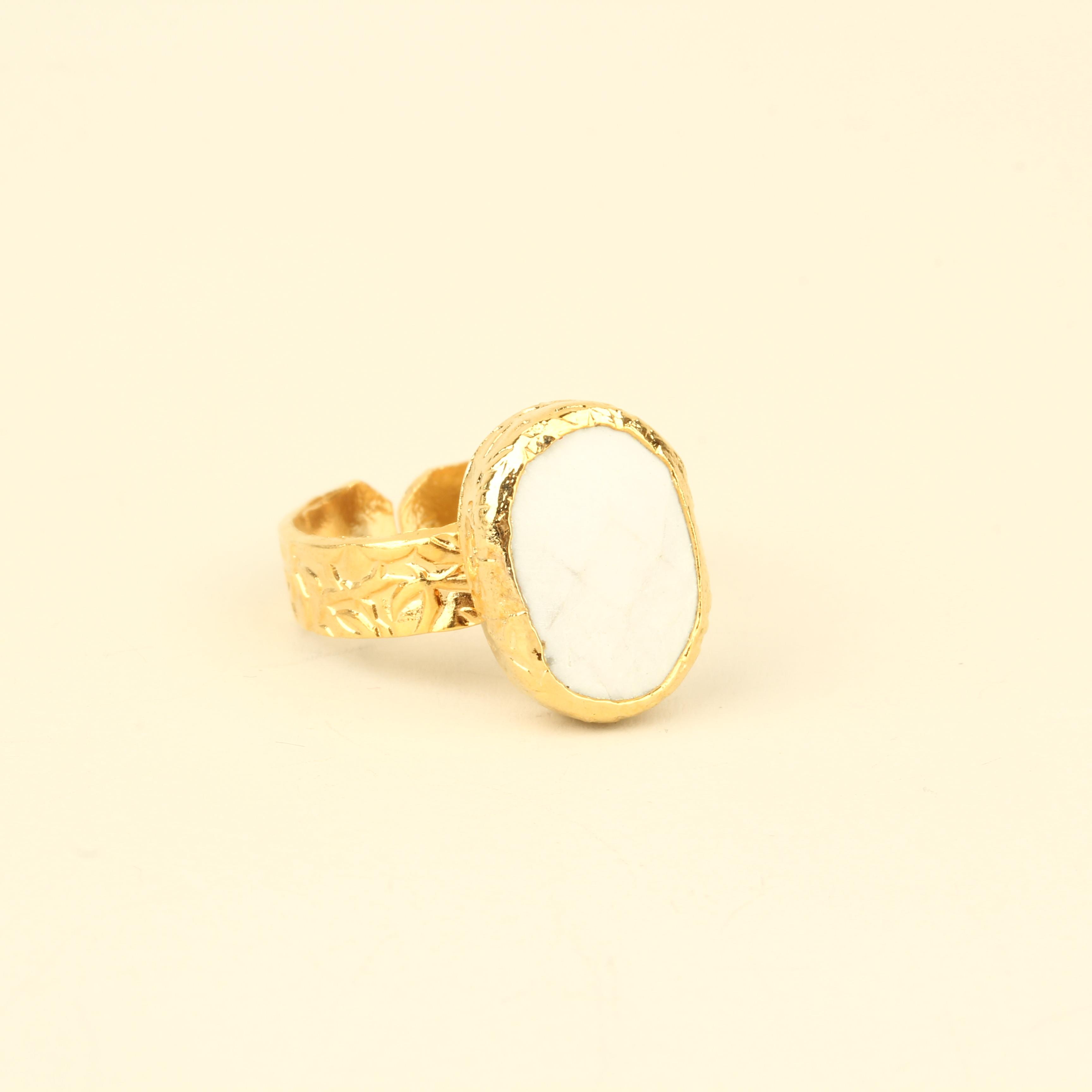 Howlite Mono Ring