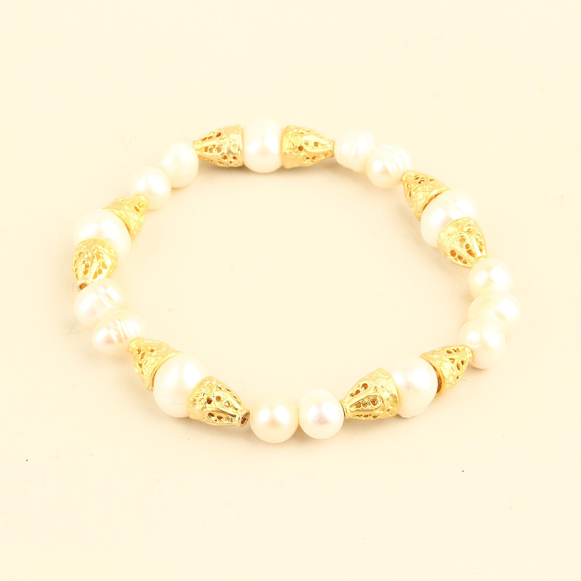 Metal Cone Pearl Bracelet