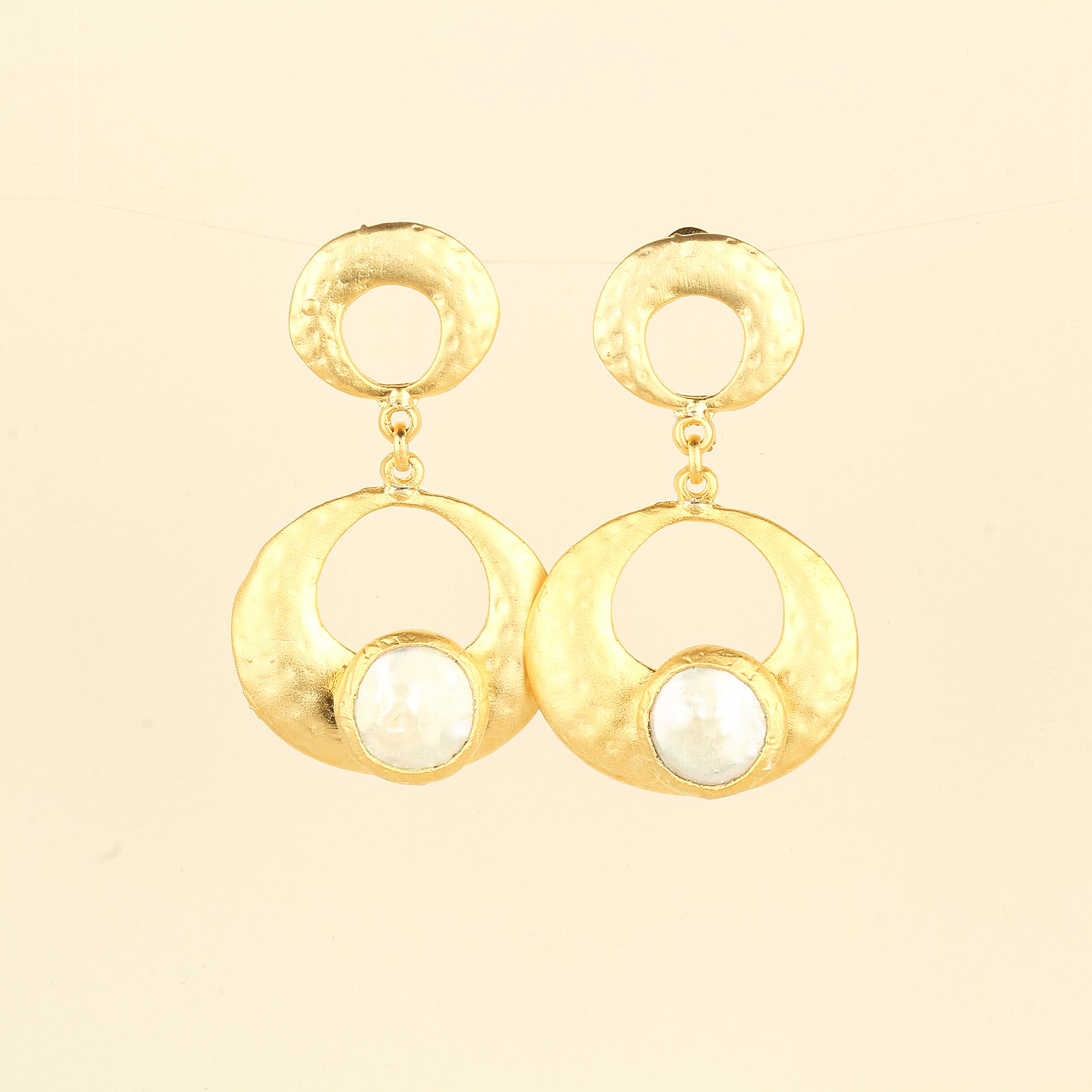 Metal Dangled Pearl Earrings