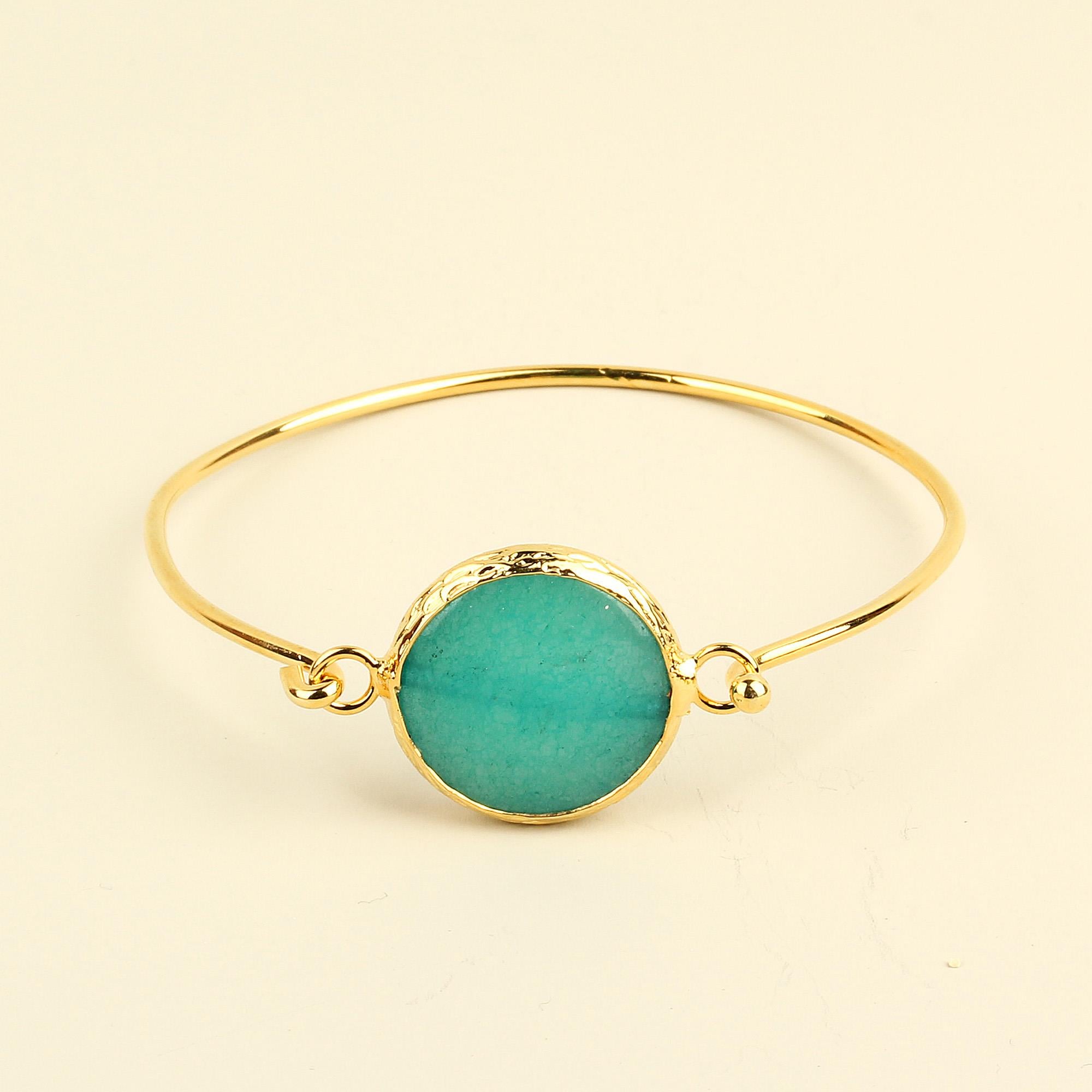 Mint Natural Stone Round Metal Bracelet