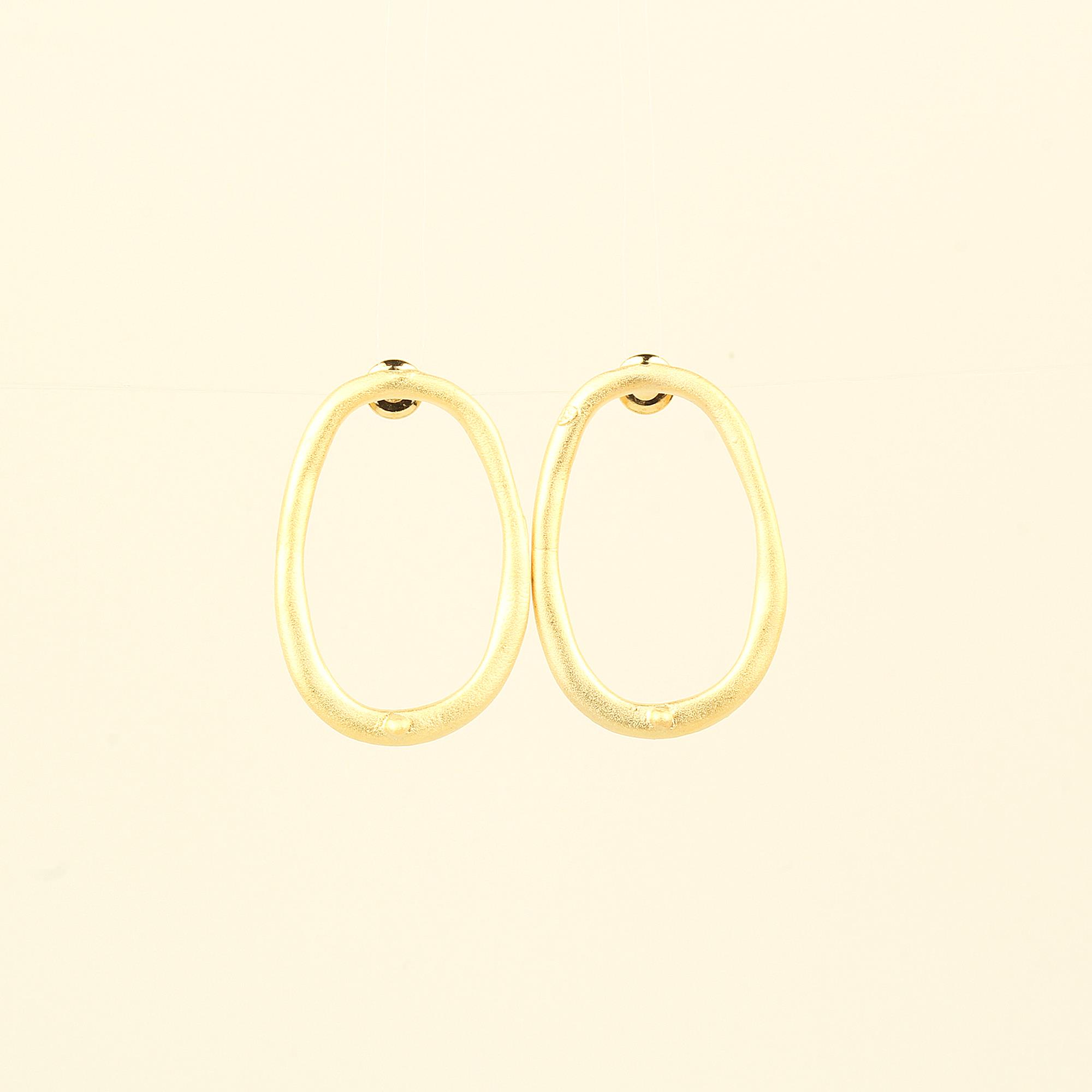 Oval Stud Earrings