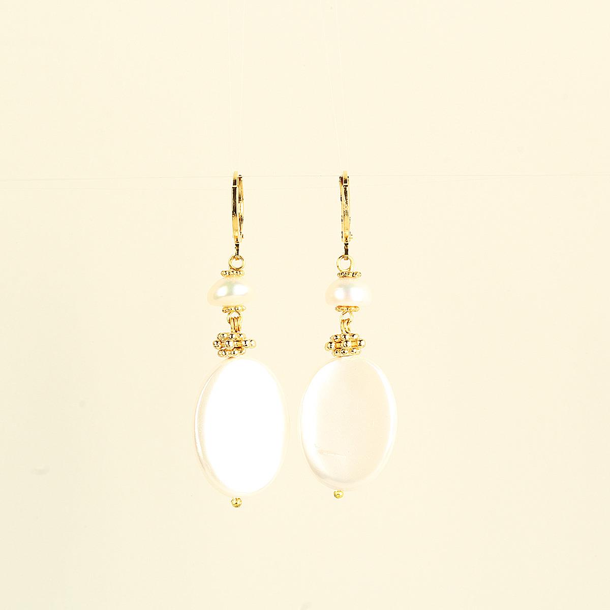 Pearl Dangle Earring