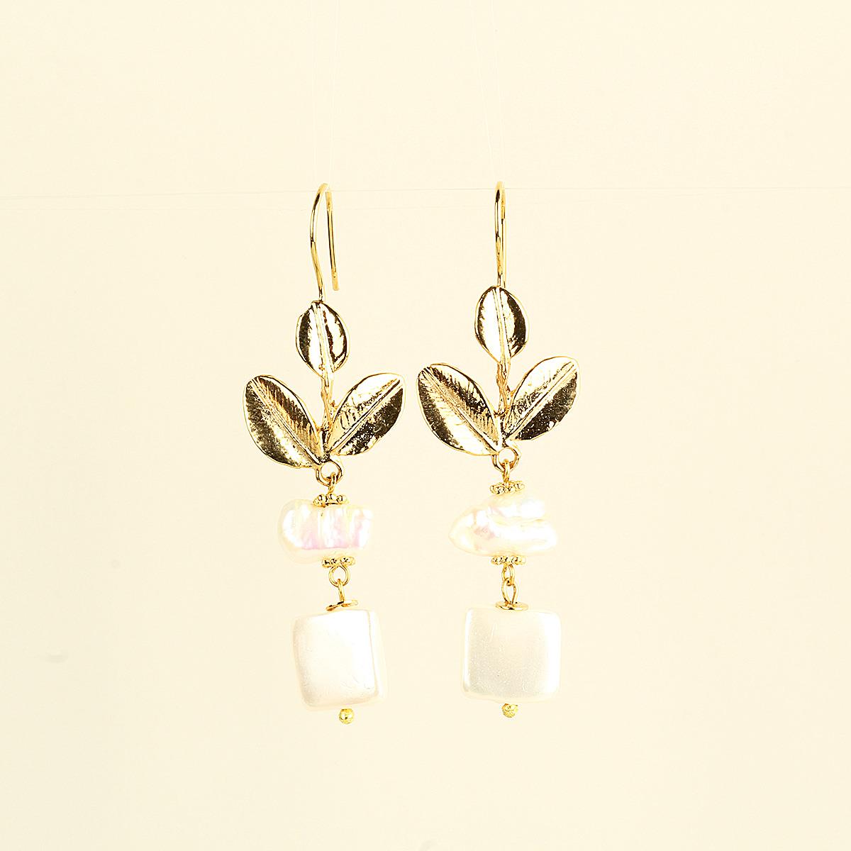 Pearl Dangle Leaf Hook Earring