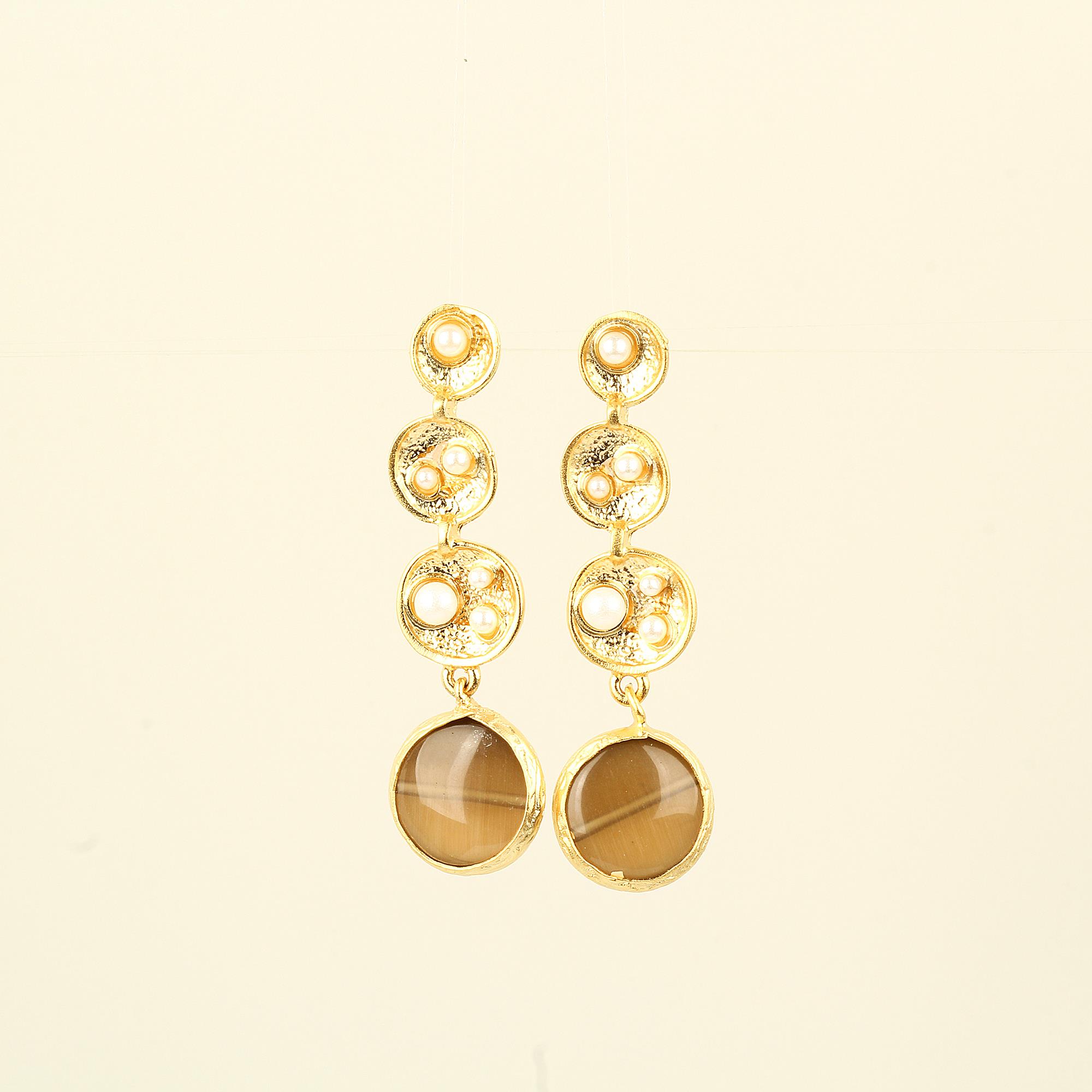 Pearl Detailed Earrings With Brown Natural Stone