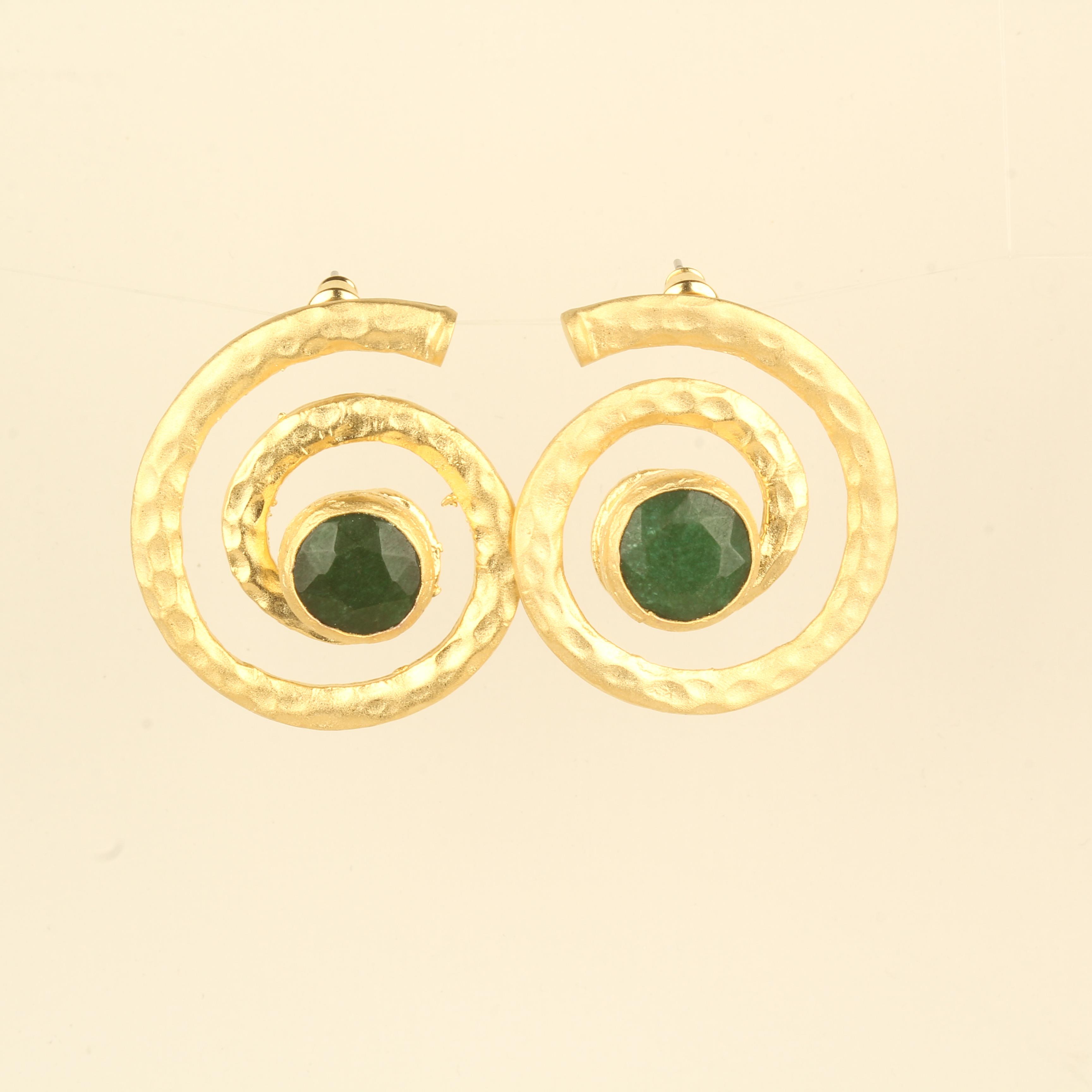 Swarl Earrings With Green Natural Stone