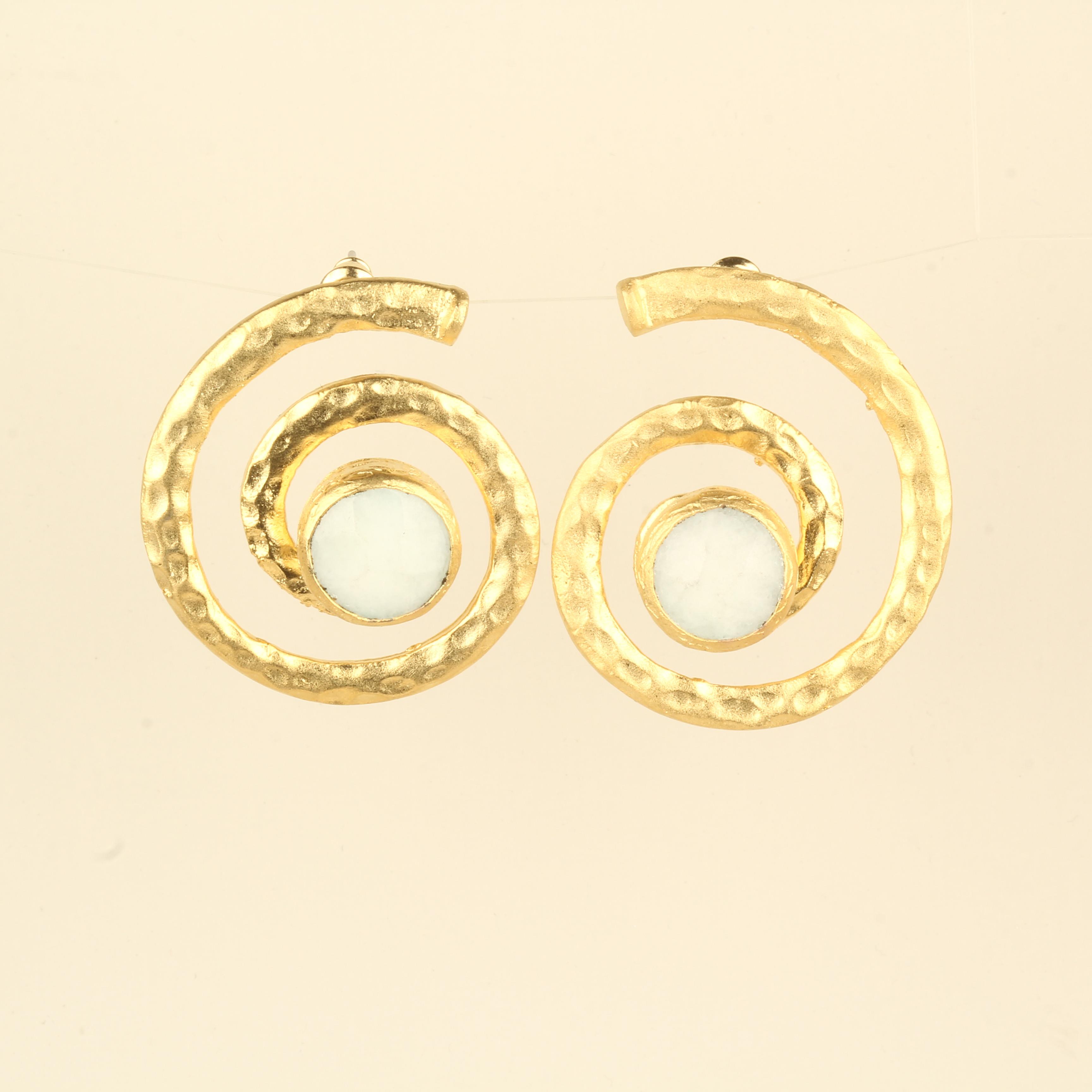 Swarl Earrings With White Natural Stone
