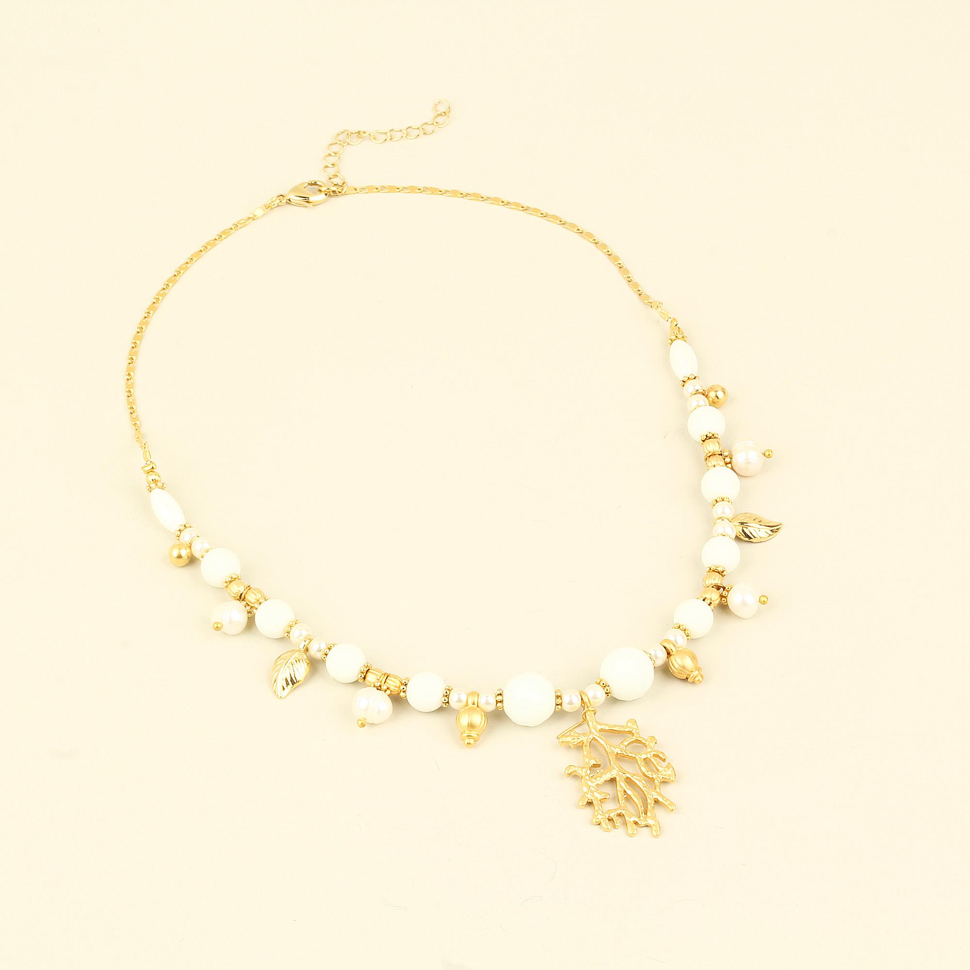 White Natural Stones Pearl Detailed Coral Necklace
