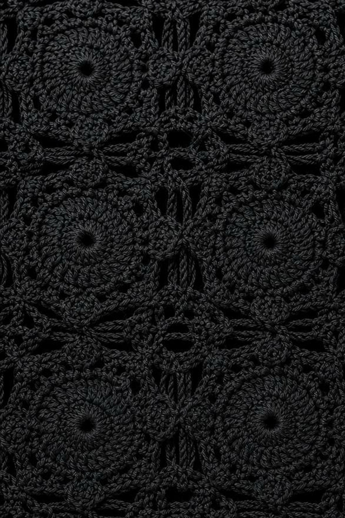 Siyah Kroşe Örme Crop Bluz – Bisiklet Yaka Delikli Uzun Kollu Triko - Siyah